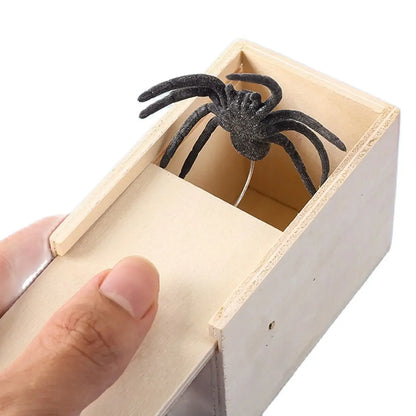 1PC-Wooden Prank Trick Practical Joke Home Office Scare Toy Box Gag Spider Parents Friend Funny Play Joke Gift Surprising Bo