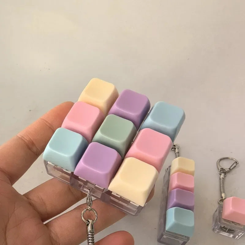 4/9 Keyboard Press Key Toy Decompression for Toys Anti Stress Finger Keyboard Games Keychain Accessory