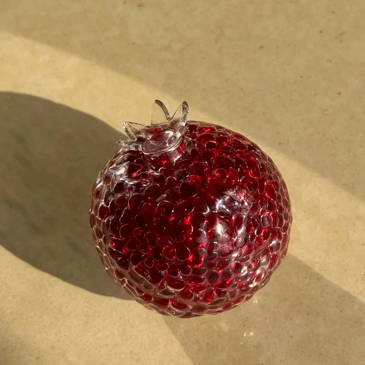 Pomegranate-Shaped Stress Relief Ball Creative Malleable Durable Acrylic Squeeze Toy Fun Novelty Stress Relief Fidget Toys
