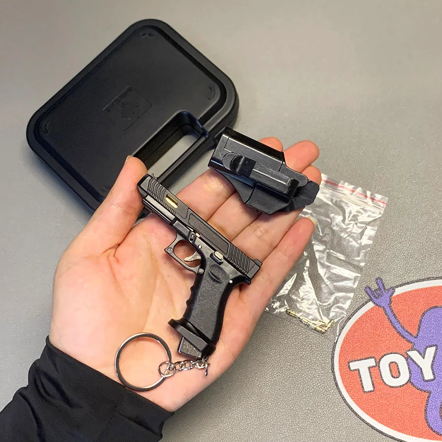 2025 New 1/3 Scale G34 Keychain Set Mini Realistic Tactical Gun Keychain With Case Black Holsters And Bullets Collectible Gift