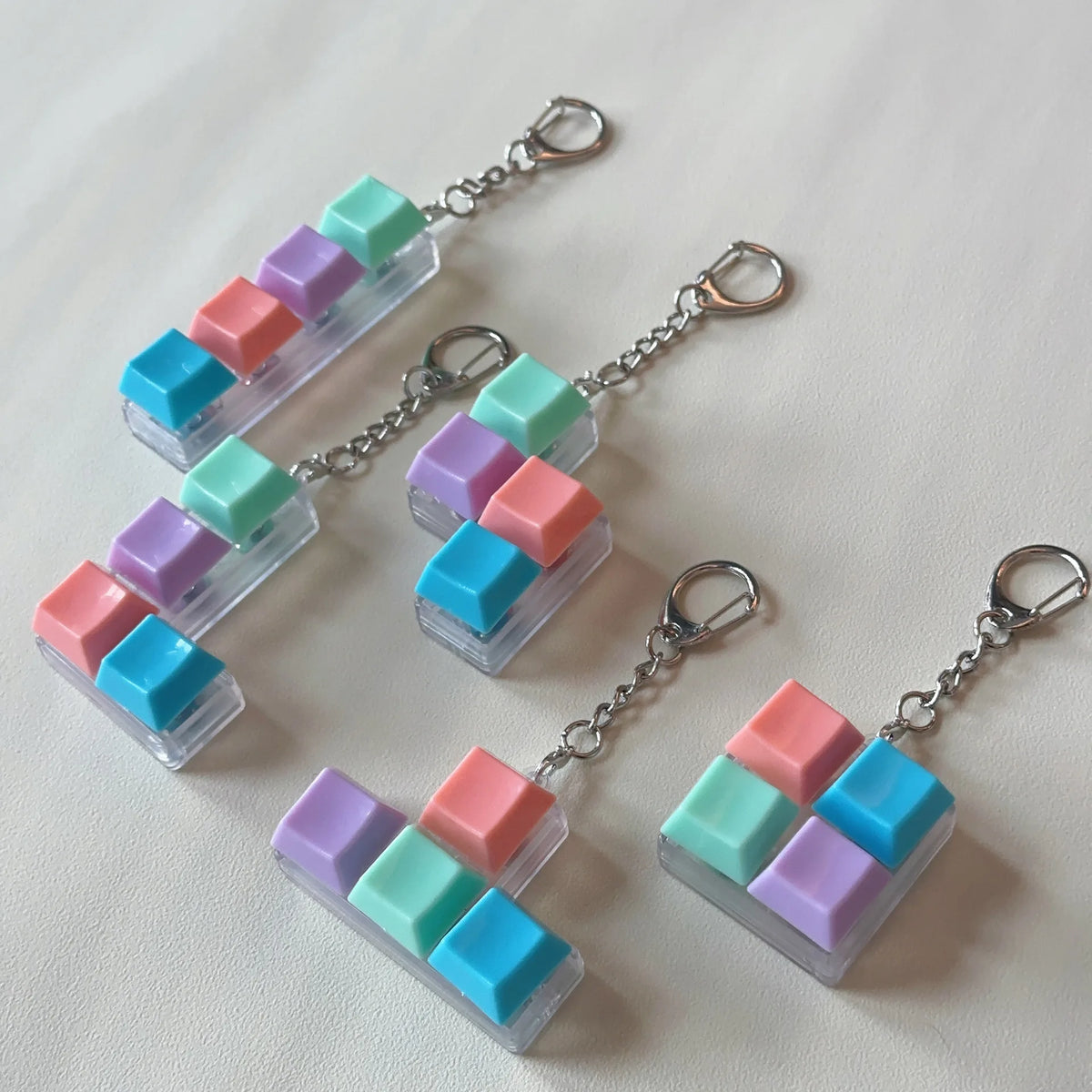 KeychainToy Press Stress Relief Fidget Button Key Caps Key Ring Keyboard Keychain Adult Stress Reduction Toys Finger Party Gift