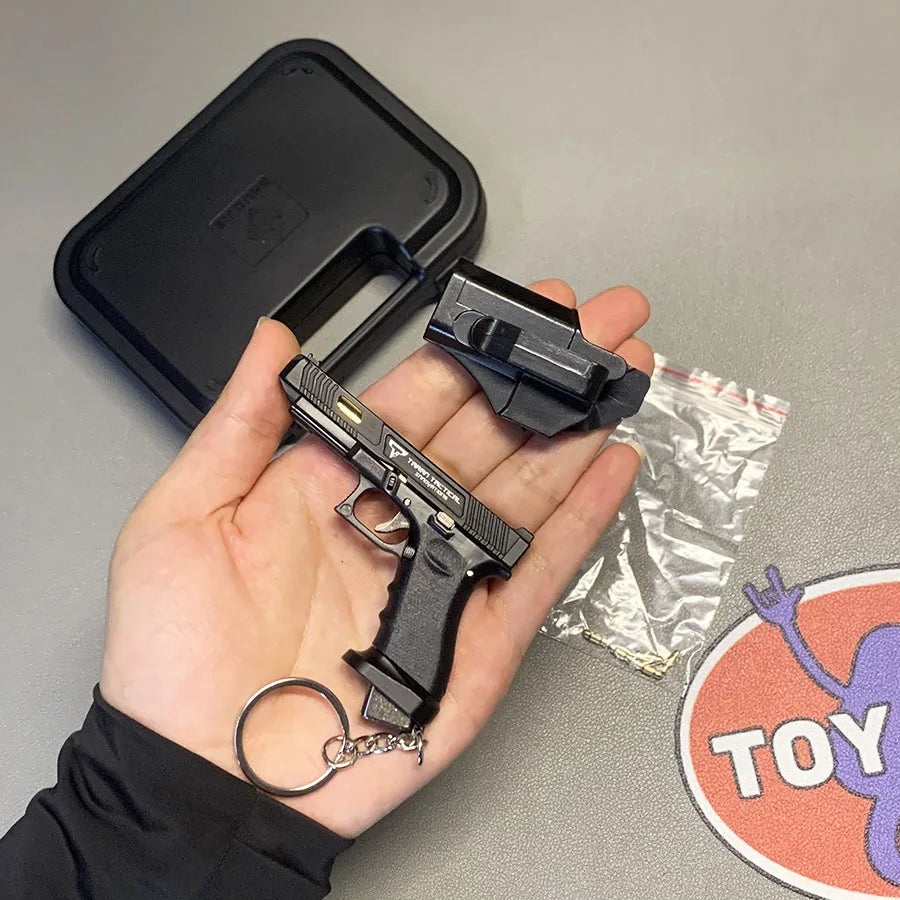 2025 New 1/3 Scale G34 Keychain Set Mini Realistic Tactical Gun Keychain With Case Black Holsters And Bullets Collectible Gift