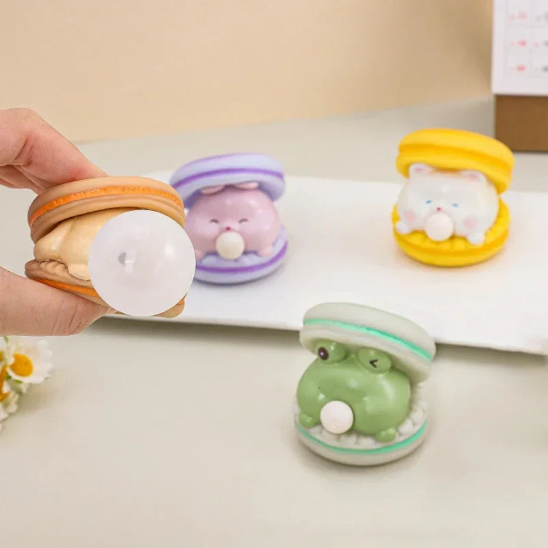 Creative Spit Bubble Burger Squishy Toy Cute Macaron Cartoon Stress Relief for Adults Office Vent Prank Desktop Decor Ornaments