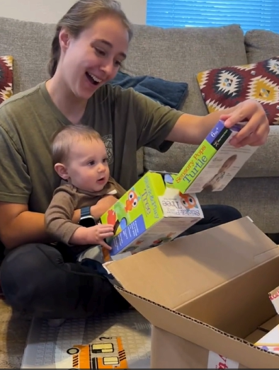 6-12 MONTHS INFANT PLAY PACK - WELCOME TO DISCOVERY