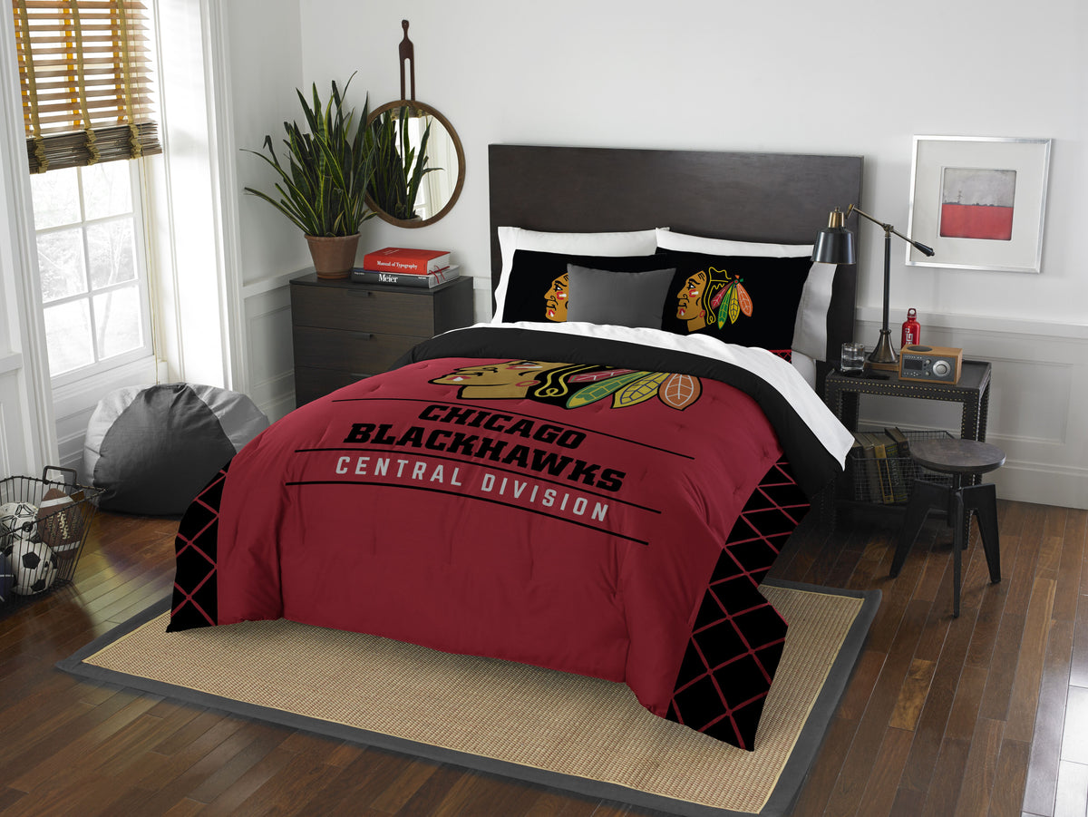 Blackhawks OFFICIAL Draft Full/Queen Comforter & Sham Set(D0102HXM1JA.)