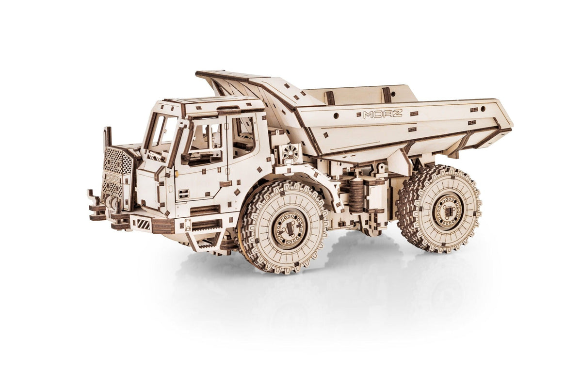 MoAZ-75053 Dump Truck — Mechanical Wooden Model, 538 Pieces