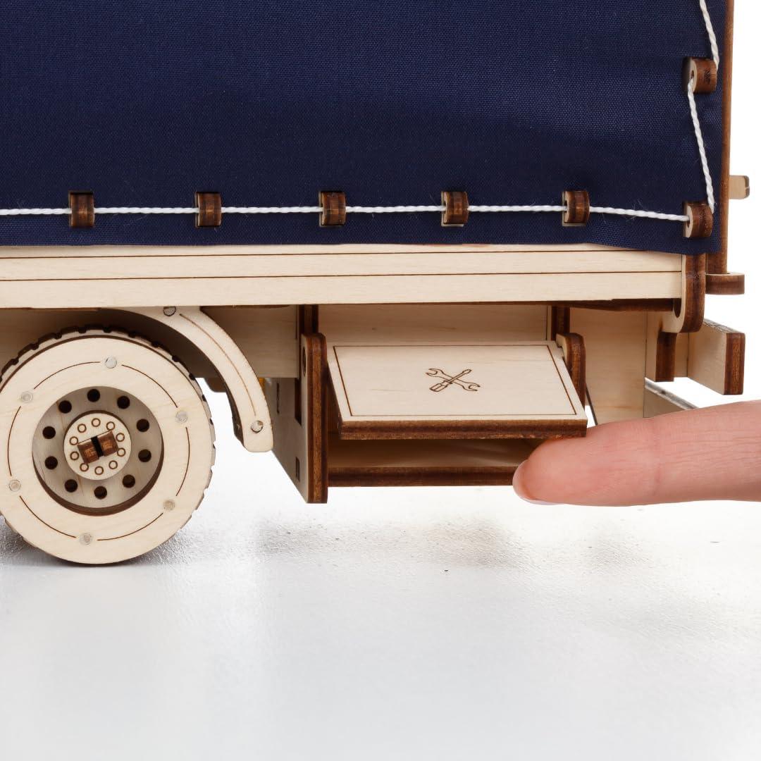 Tilt Semitrailer for Road King — Mechanical Wooden Model, 286 Pieces