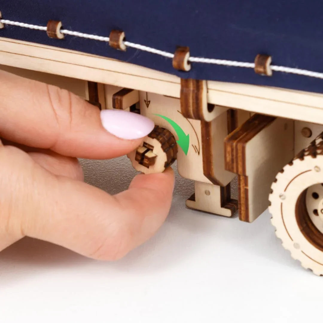 Tilt Semitrailer for Road King — Mechanical Wooden Model, 286 Pieces