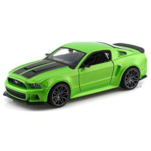 2014 Ford Mustang Street Racer Metallic Light Green 1/24 by Maisto 31506
