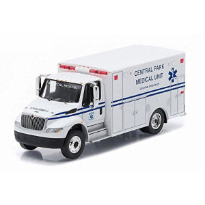 Central Park 2013 International Durastar Ambulance, White - Greenlight 33040A - 1/64 Scale Diecast Model Toy Car