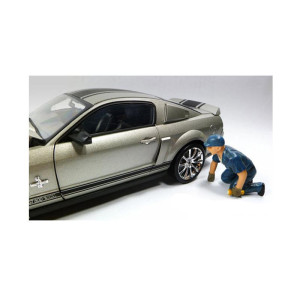 Tow Truck Driver Operator Scott Figure For 1:18 Scale Diecast car Models by American Diorama