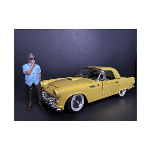 Weekend car Show Figurine I for 118 Scale Models by American Diorama