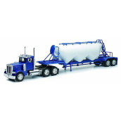 New-Ray Toys 1:32 Scale Peterbilt 379 With Pneumatic Trailer