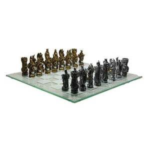 Games - Chess Set - King Arthur Fantasy Chess Set C/4 9382