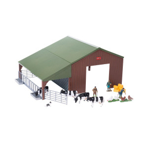 Britains 1:32 Farm Building Starter Playset Includes Giant Barn, Cows And Chickens, Farming Family And Sheepdog Collectable Farm Toy Suitable From 3 Years