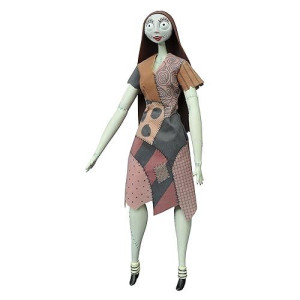 Diamond Select Toys The Nightmare Before Christmas: Sally Unlimited Deluxe Coffin Doll