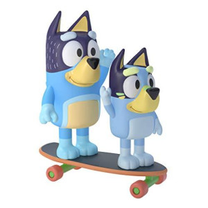 Bluey - Skateboarding 2.5 & Dad 3.27 Figures - 2 Pack, Multicolor (13042)