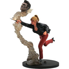 Diamond Select Toys Buffy The Vampire Slayer Gallery: Buffy Pvc Figure, 9 Inches