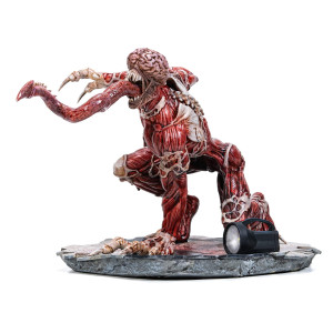 Numskull Resident Evil Licker Figure 6.5 16Cm Collectible Replica Statue - Official Resident Evil Merchandise - Exclusive Limited Edition