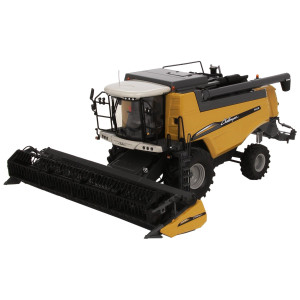 Challenger Universal Hobbies 4135 645C Combine Harvester