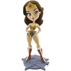 Cryptozoic Lynda Carter As Wonder Woman Retro Summer Exclusive 7 Vinyl Figure