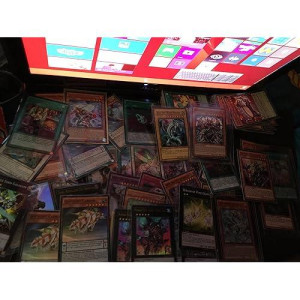 Yugioh Custom 200 Card Ultra Lot [180 Commons/Rares & 20 Holo Foils]