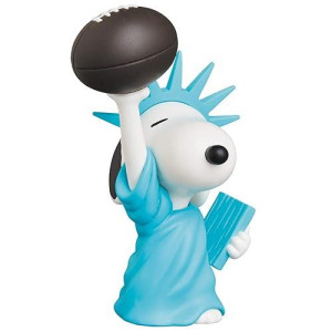 Medicom Peanuts Statue of Liberty Snoopy Ultra Detail Figure