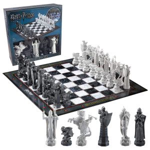 The Noble Collection Harry Potter Wizard Chess Set 32 Detailed Playing Pieces Officially Licensed Harry Potter Film Set Movi